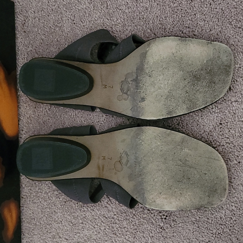 Donald J. Pliner Vintage 'Darya' sandal 7 - Picture 3 of 13